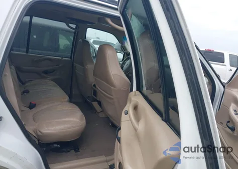 2001 Ford Expedition Eddie Bauer z USA, uszkodzony, nr VIN 1FMEU17L51LB22333